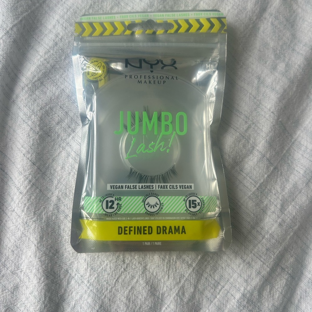 NYX Cosmetics Jumbo Lash Vegan False Lashes in style DEFINED DRAMA